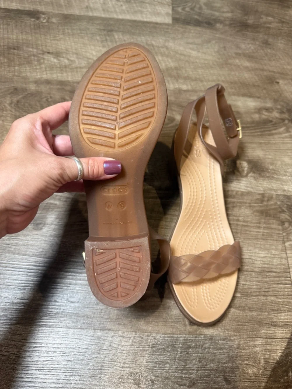 CROCS ISABELLA BLOCK HEEL SANDALS - BEIGE WOMENS SIZE 9 - Picture 6 of 7